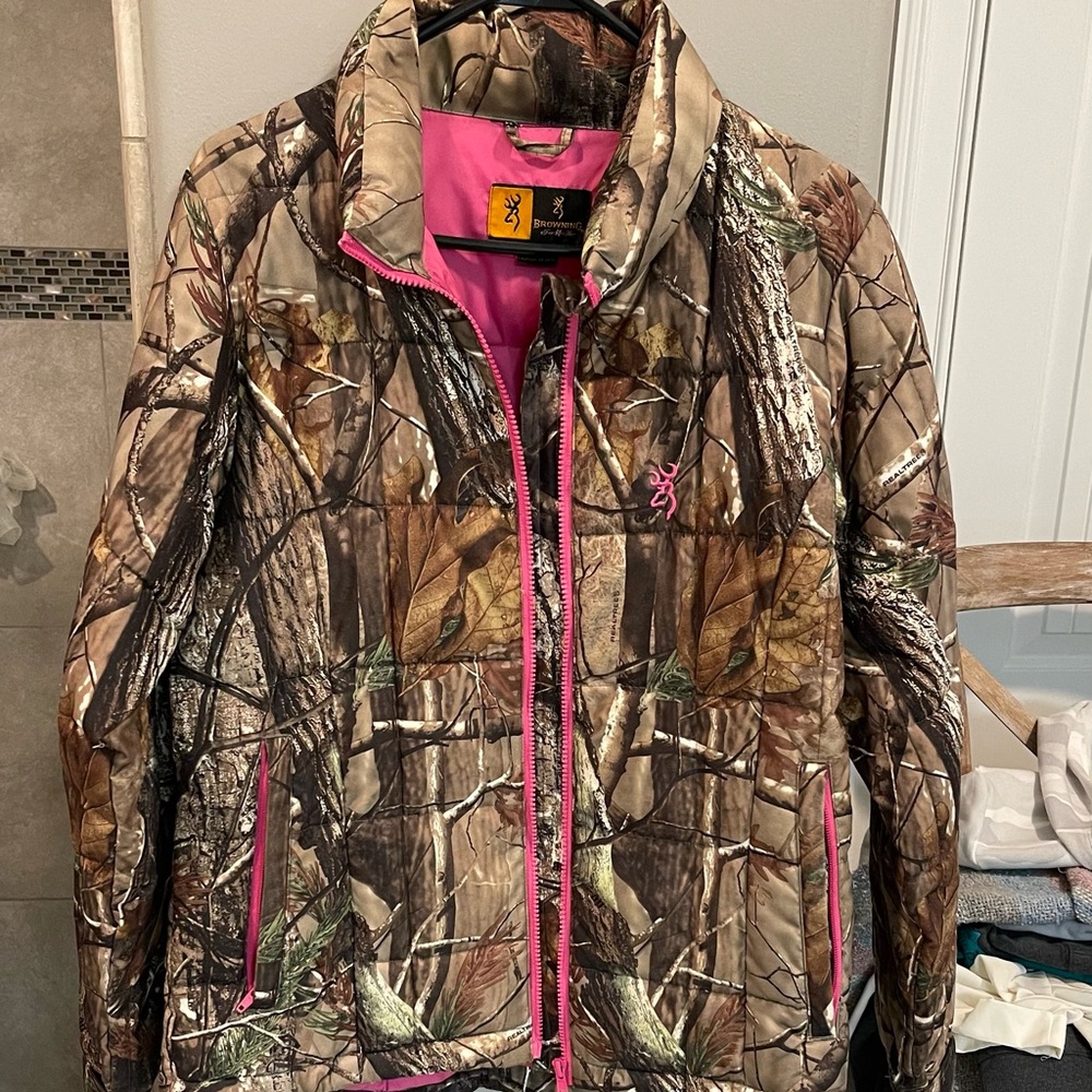 Womens Browning puffer jacket